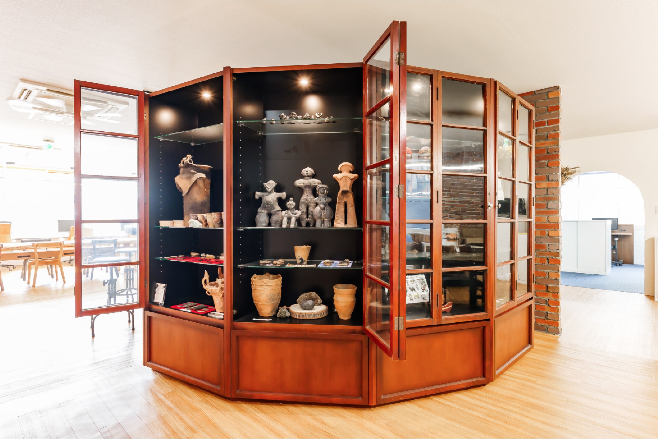 「時を継ぐ書斎」― 北大植物園の記憶と、世界を歩いた知の足跡